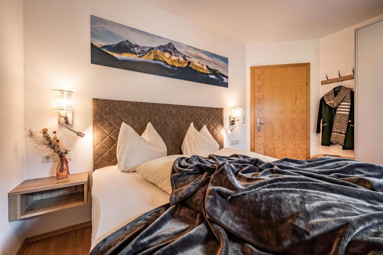 Gaestehaus Wiesengrund & Apart Sporer Mayrhofen Exterior foto