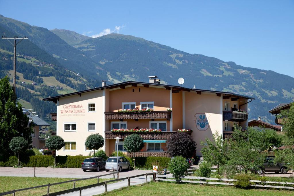 Gaestehaus Wiesengrund & Apart Sporer Mayrhofen Exterior foto